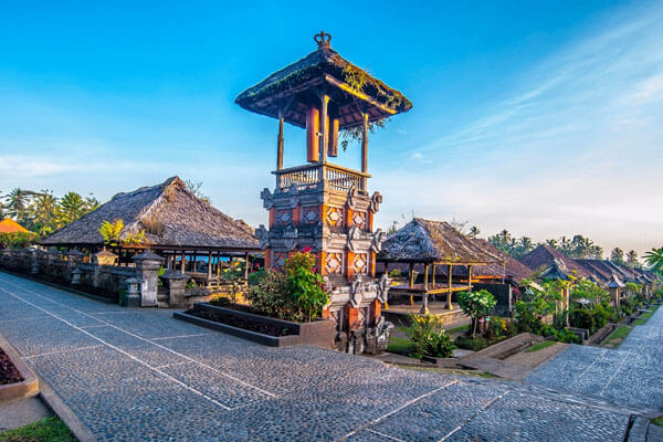 panglipuran village tour & travel